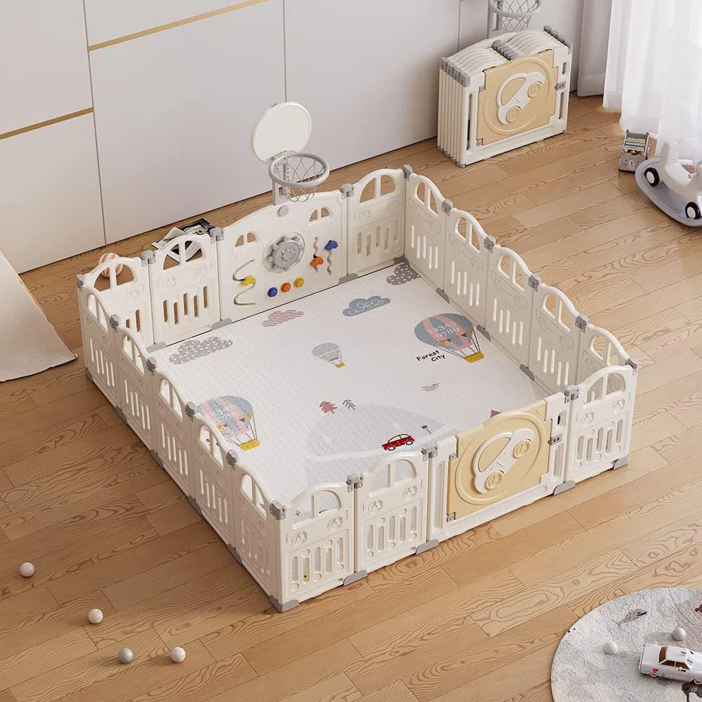 UBRAVOO Parc pour bébé pliable avec mini panier de basket et 50 balles colorées, à thème de voiture pour tout-petits,grand centre d'activités intérieur amusant(14 panneaux,Blanc laiteux)