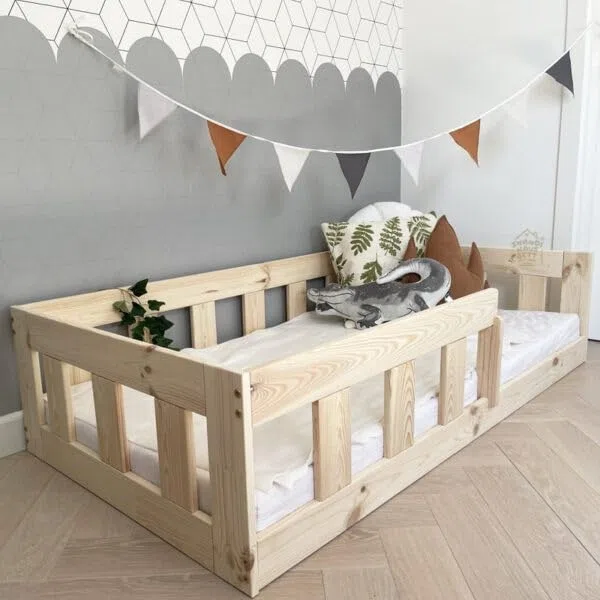 Lit au Sol 60x120 Bois Naturel Bébé Sécurité