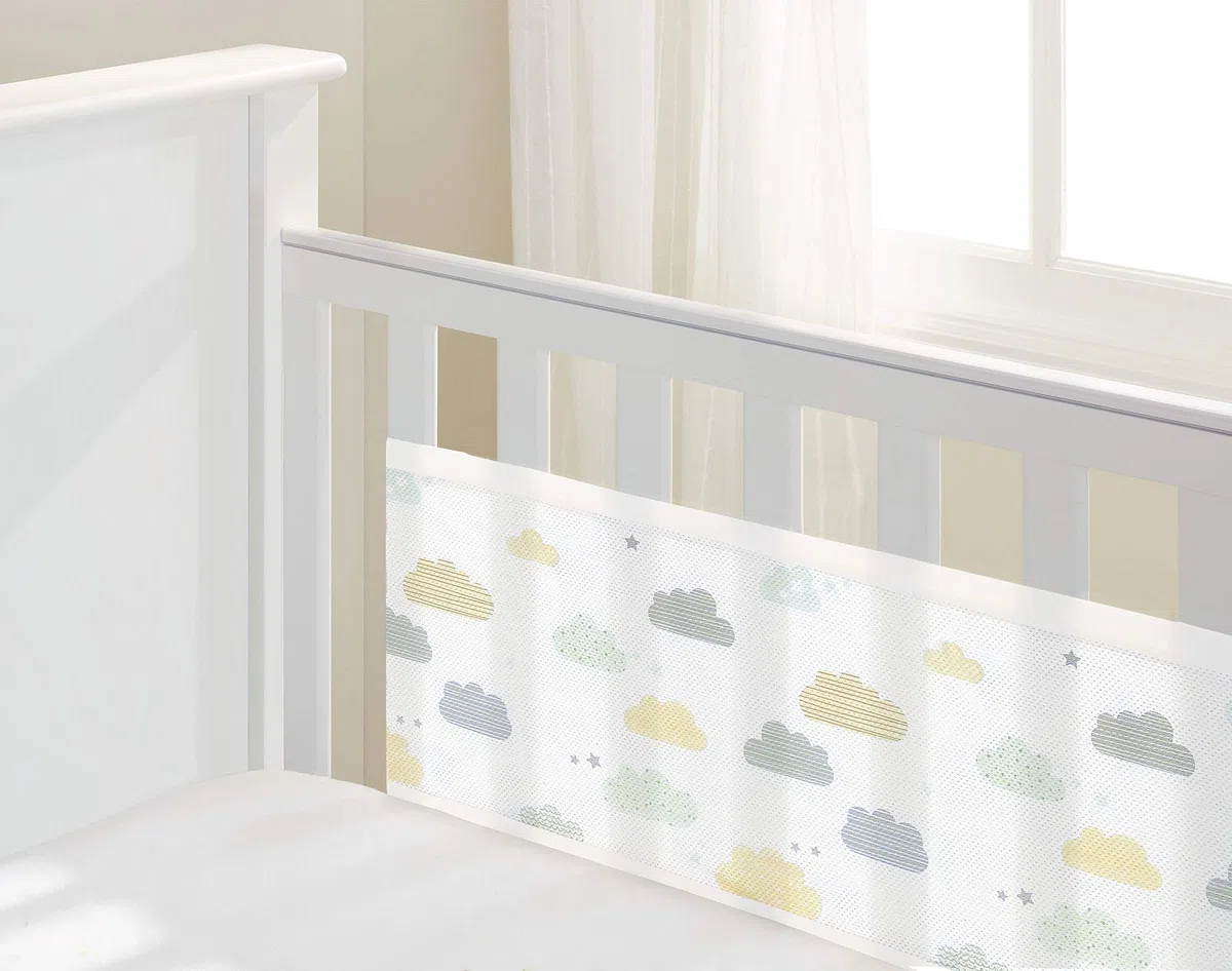 BreathableBaby – Doublure en maille motif nuage pour lit à 2 côtés